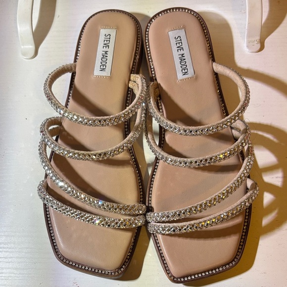 Steve Madden Beige and Silver Strappy Sandals - Picture 1 of 2